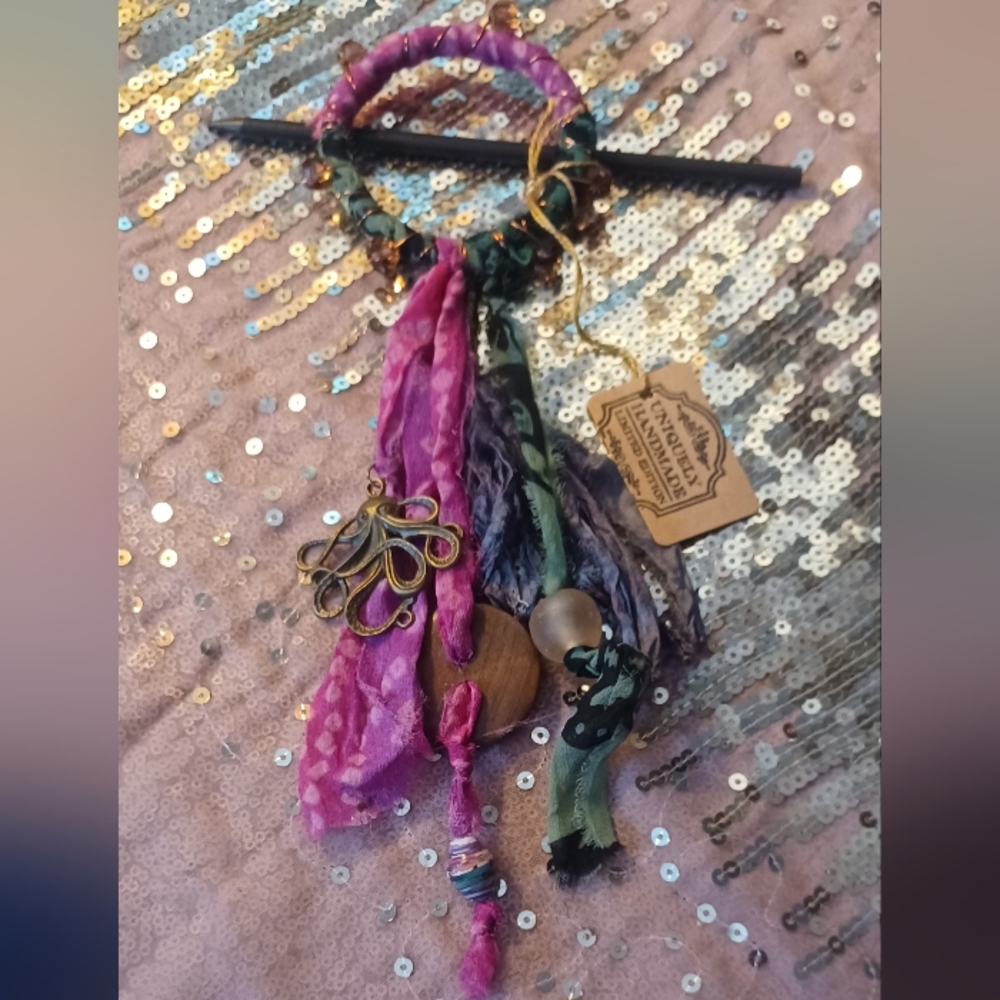 Bohemian Pink and Green Hair Accesory and Bracelet